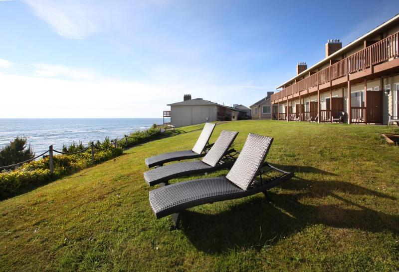 호텔 Clarion Inn Surfrider Resort