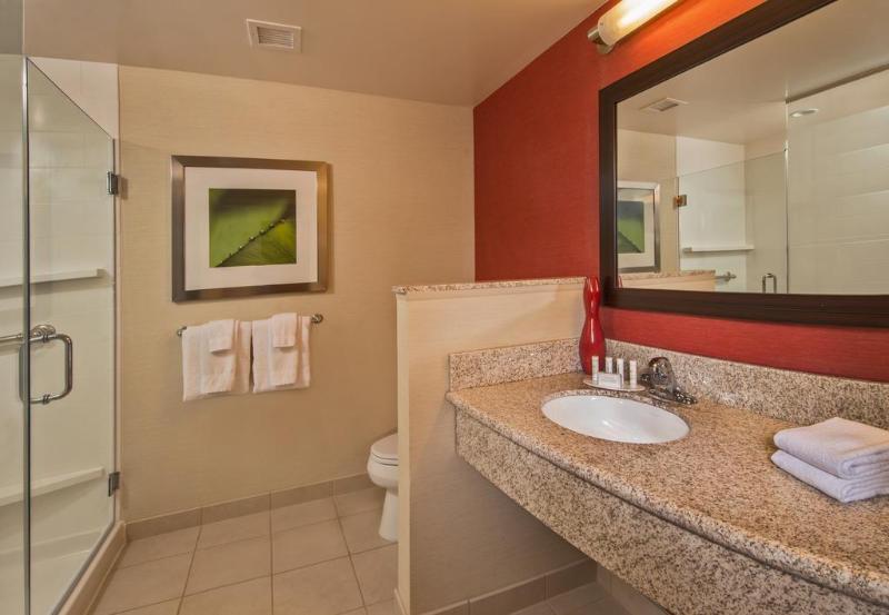 ホテル Courtyard By Marriott Glassboro Rowan University