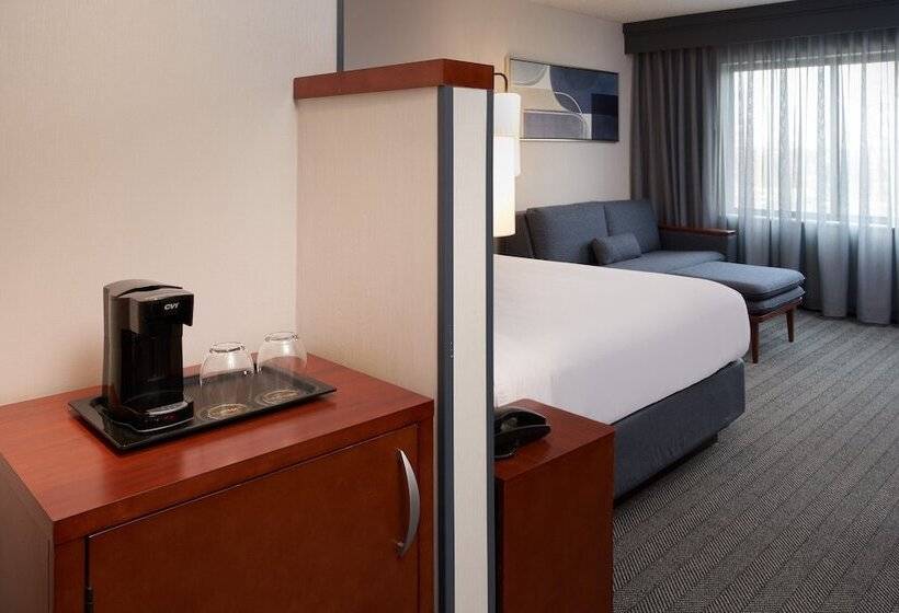 ホテル Courtyard By Marriott Glassboro Rowan University