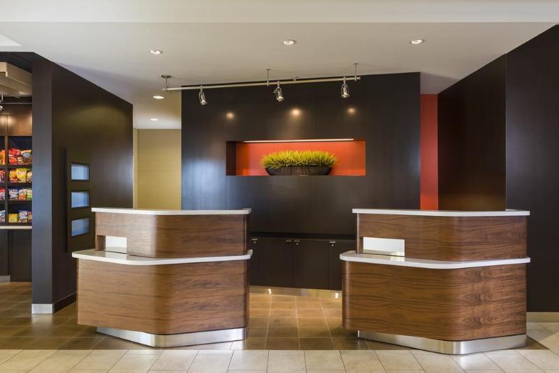 هتل Courtyard By Marriott Kalamazoo Portage