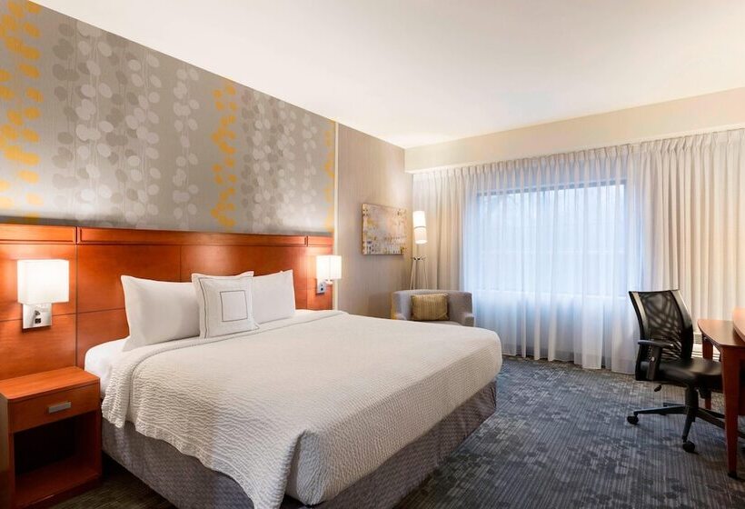هتل Courtyard By Marriott Kalamazoo Portage