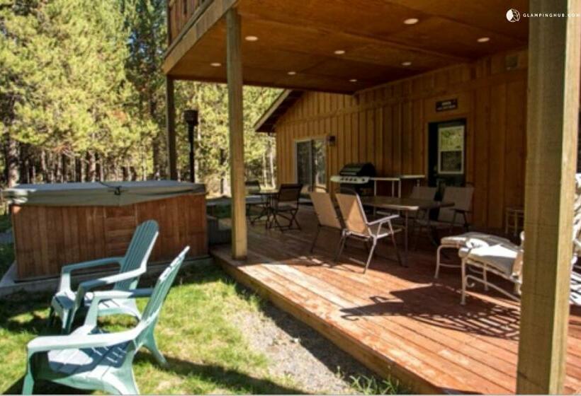 호텔 Diamondstone Guest Lodges