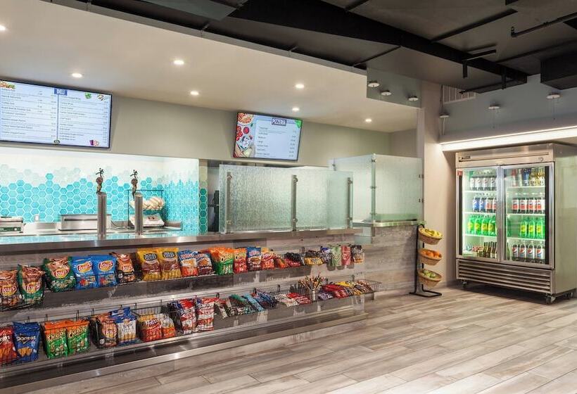 Hotel Fairfield Inn & Suites By Marriott Orlando Lake Buena Vista In The Marriott Village