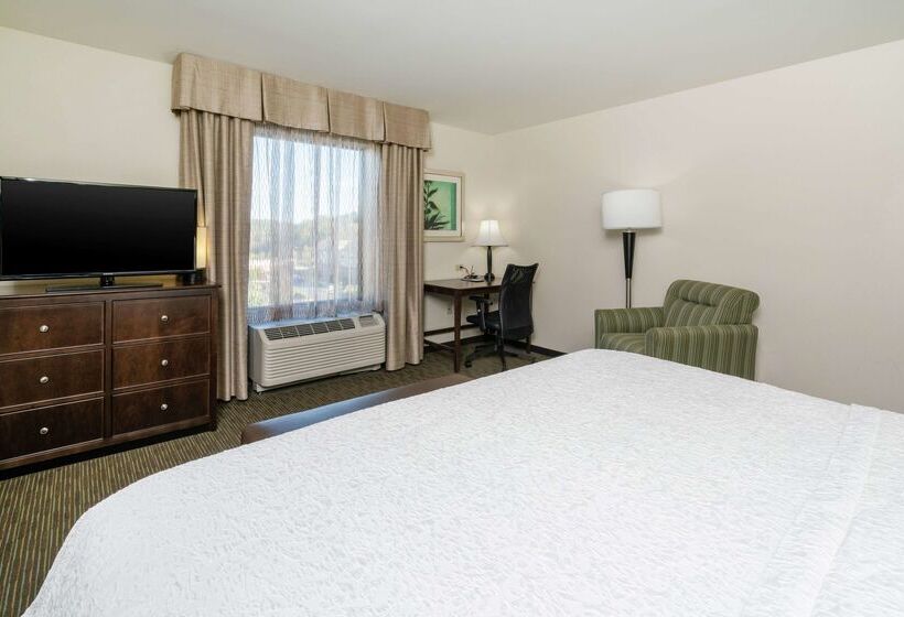 هتل Hampton Inn Huntington University Area