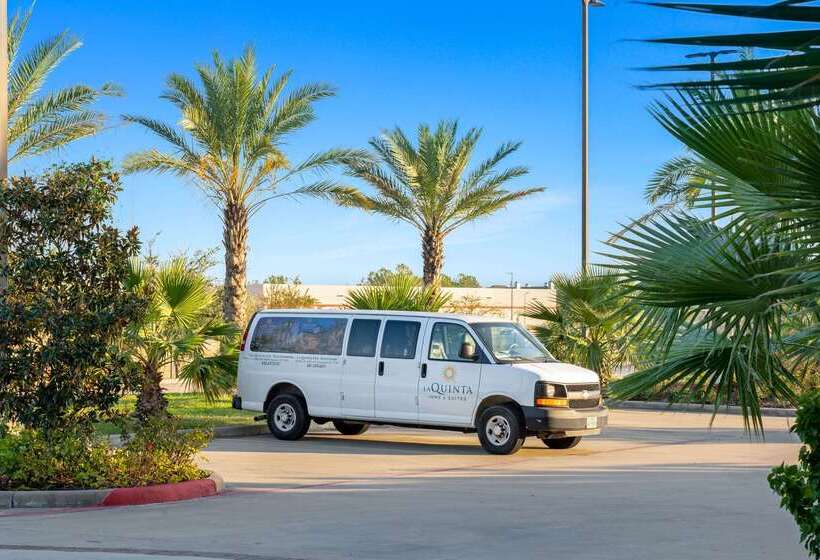 هتل La Quinta By Wyndham Houston Willowbrook