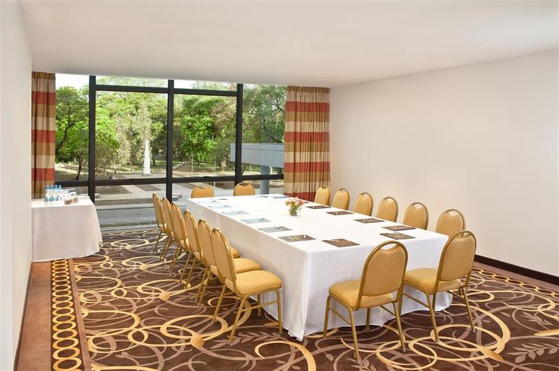 هتل Sheraton Tucuman