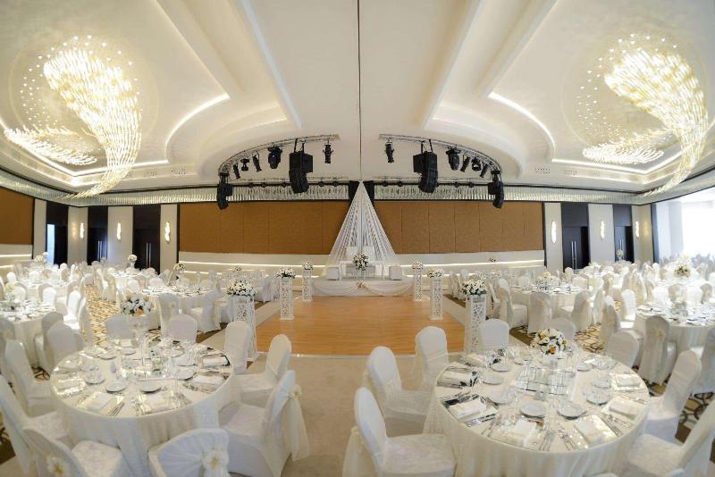 ホテル Wyndham Grand Istanbul Europe