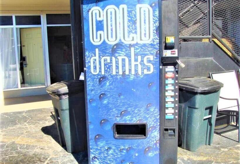 מוטל Budget Inn Conway