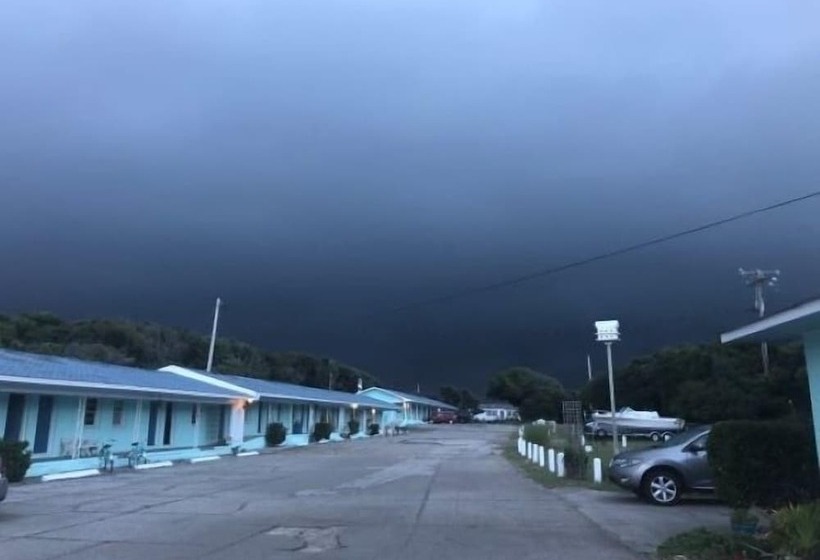 Swell Motel