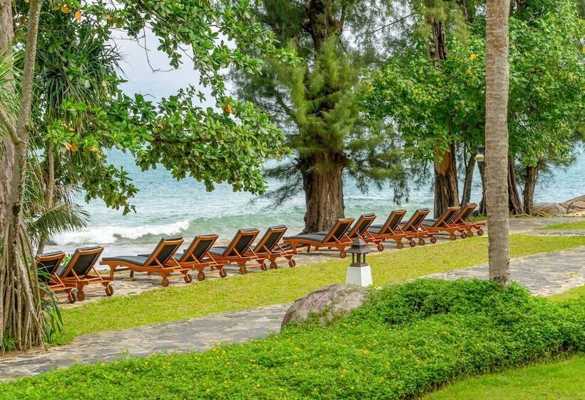 استراحتگاه Sentido Khao Lak