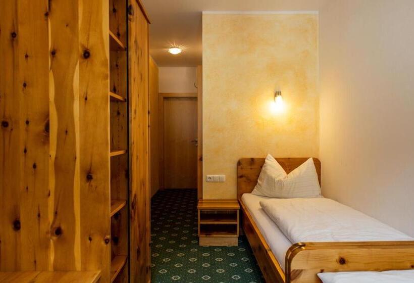 ホテル Gasthof Dreiländereck