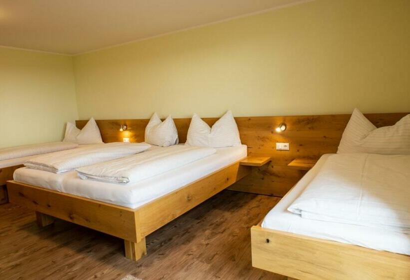 ホテル Gasthof Dreiländereck