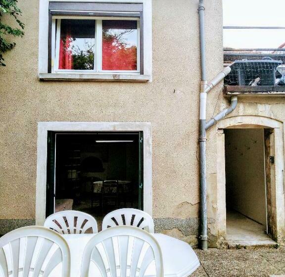 بنسيون Chez Jul
