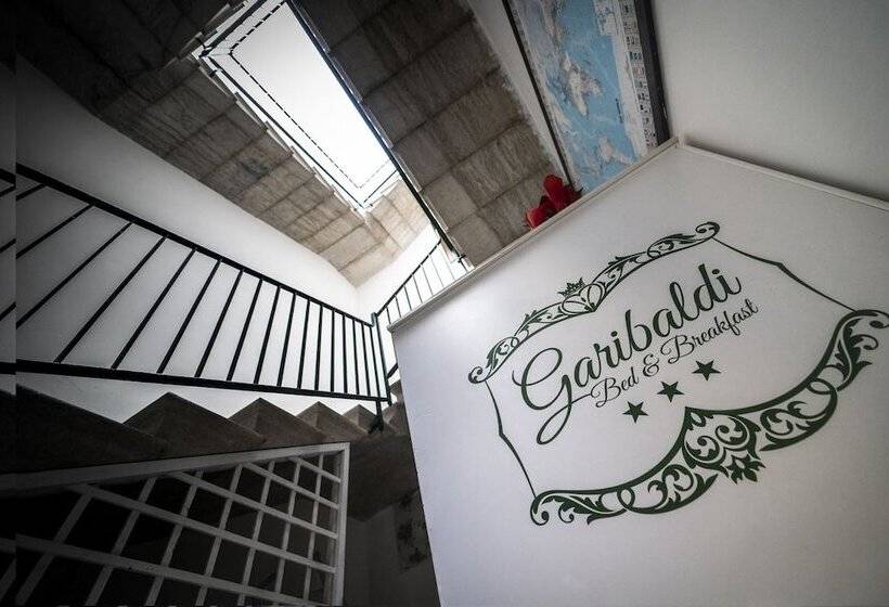 تختخواب و صبحانه Residence Garibaldi