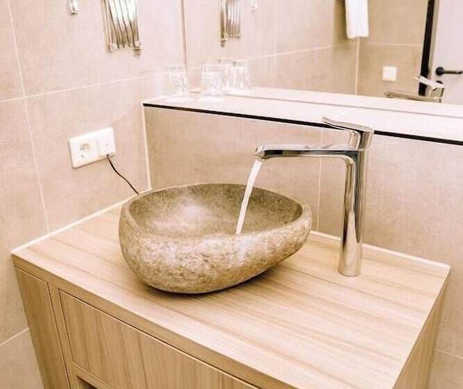 酒店 Bernstein Salzlandcenter