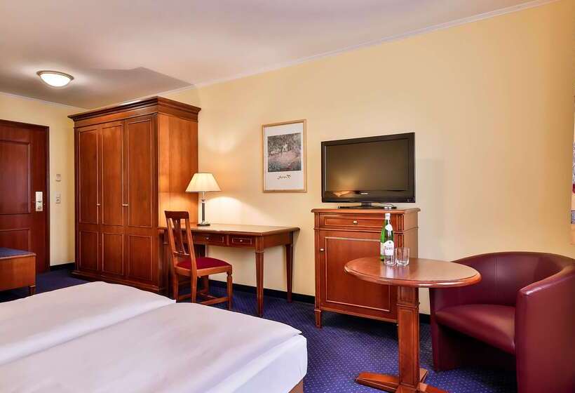 ホテル Dorint Marc Aurel Spa & Golf Resort