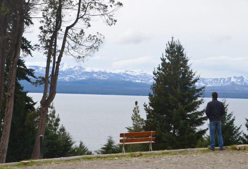 ホテル Huinid Pioneros