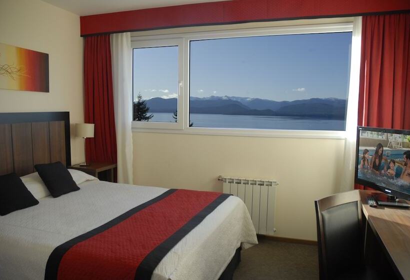 ホテル Huinid Pioneros