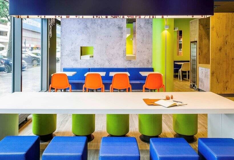 هتل Ibis Budget Leeds Centre Crown Point Road