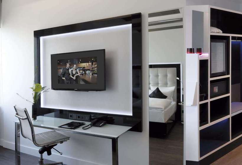 בית מלון כפרי Innside By Meliá Dusseldorf Hafen