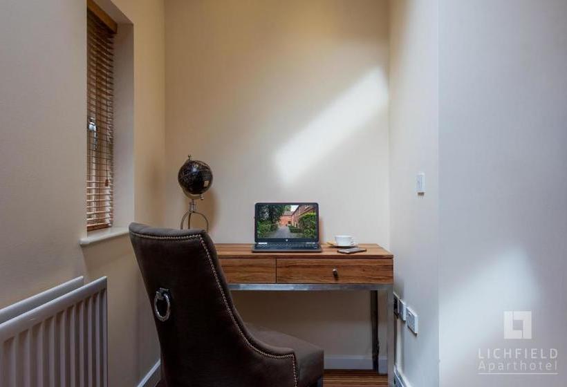 فندق Netherstowe House