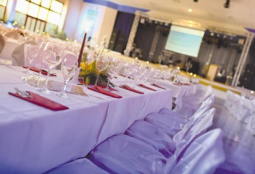 בית מלון כפרי Bernstein Salzlandcenter