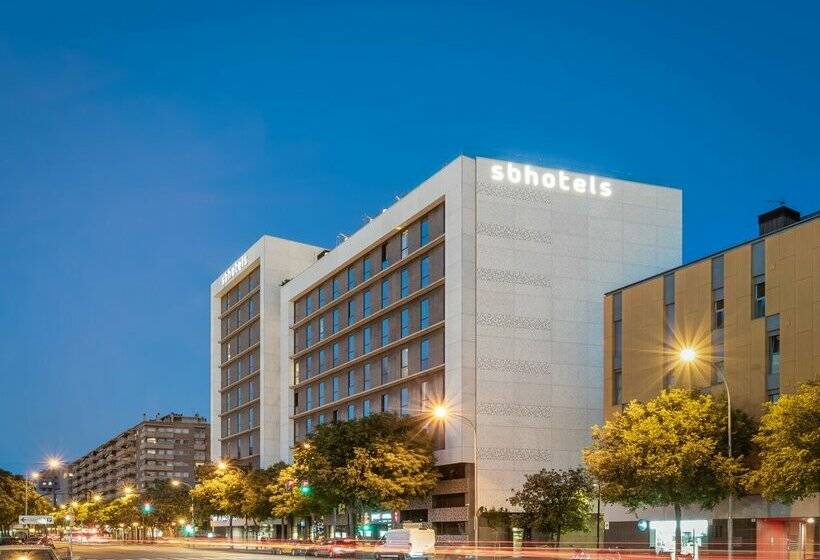 בית מלון כפרי Sb Plaza Europa