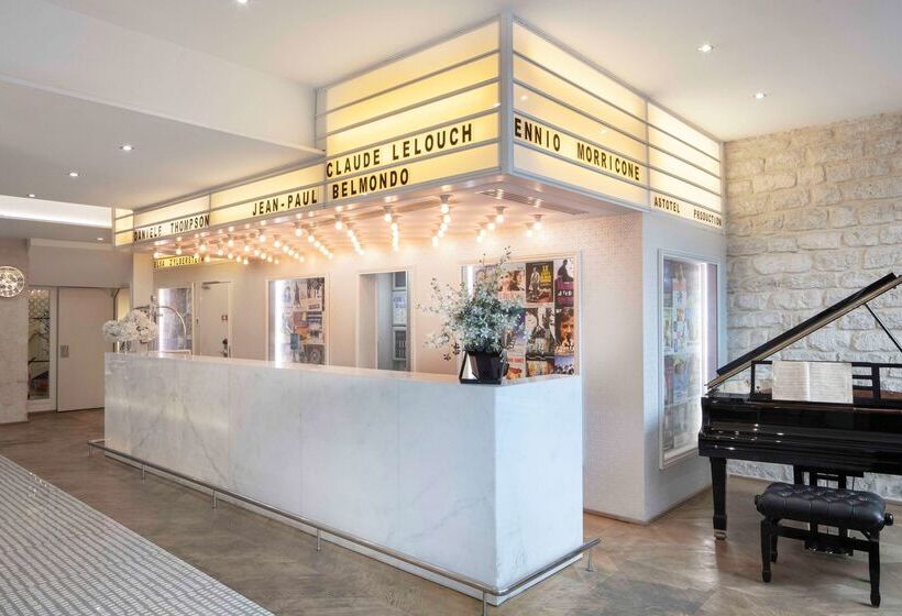 Le 123 Sebastopol  Astotel