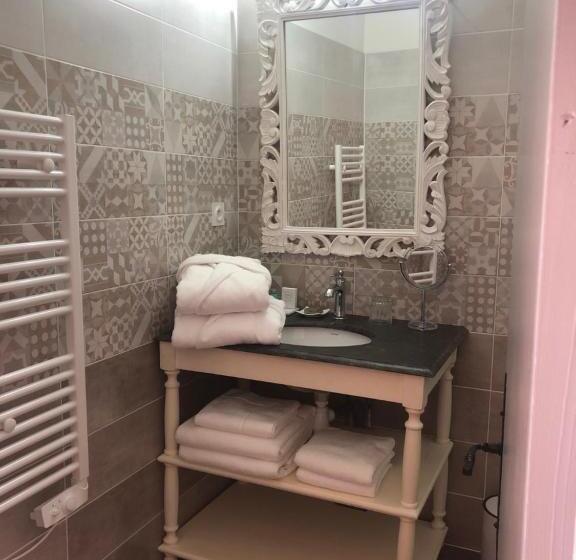 민박 Domaine De Monplaisir