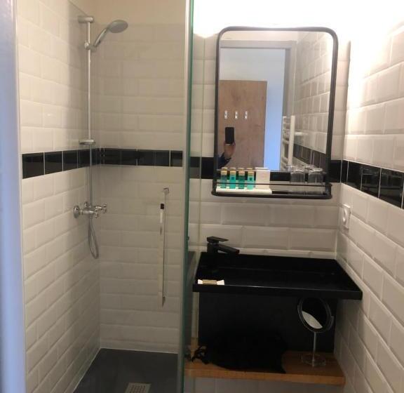 민박 Domaine De Monplaisir