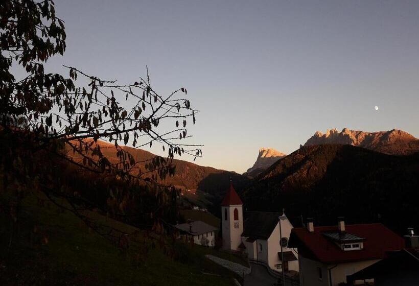 مبيت وإفطار Mountain Residence Alpenhof   Company Hotel Alpenhof Kg Sas Der Gasser Renate