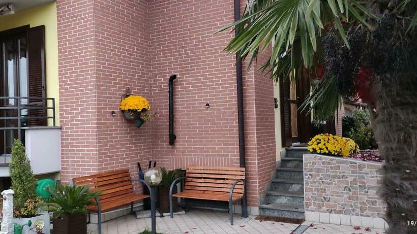 مبيت وإفطار New Home