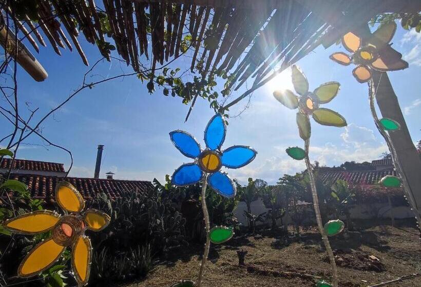 هتل Florré Blossom