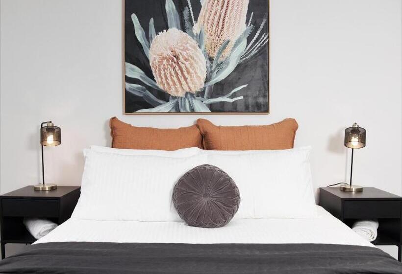 هتل Pokolbin Farm Stay