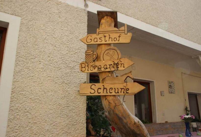 Отель Gasthof Zum Weissen Lamm