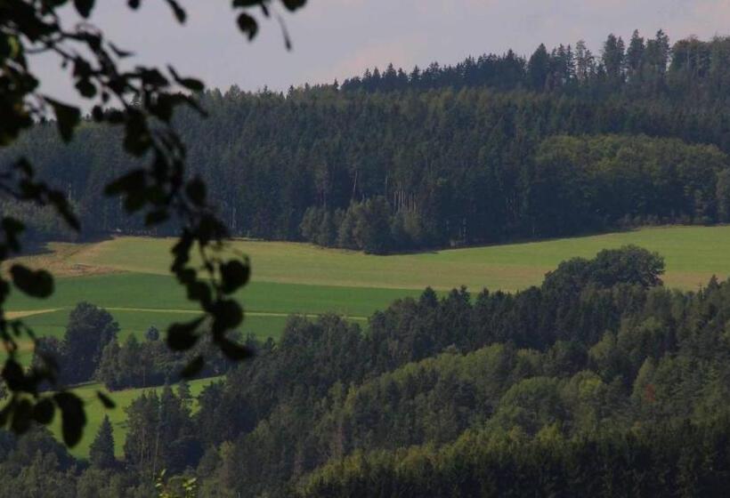 Отель Gasthof Zum Weissen Lamm