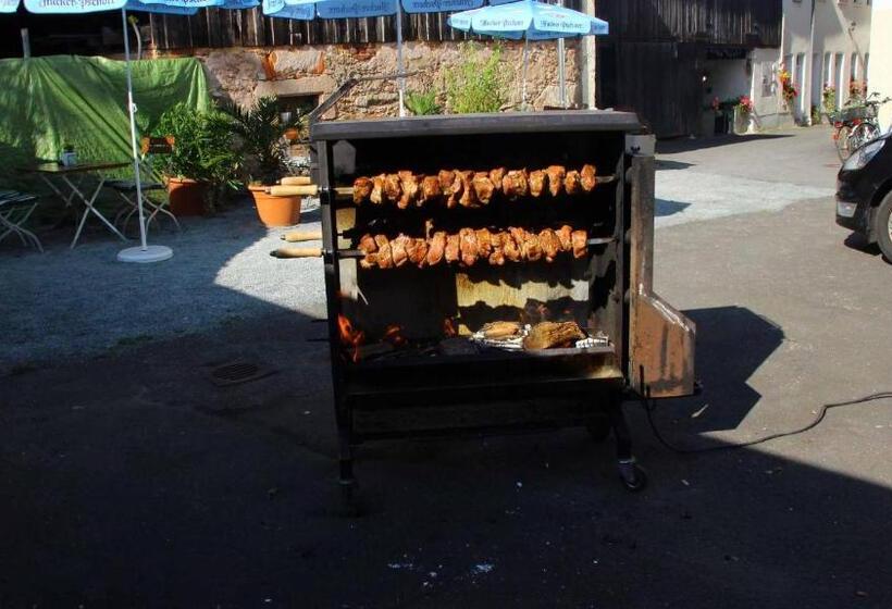 Отель Gasthof Zum Weissen Lamm
