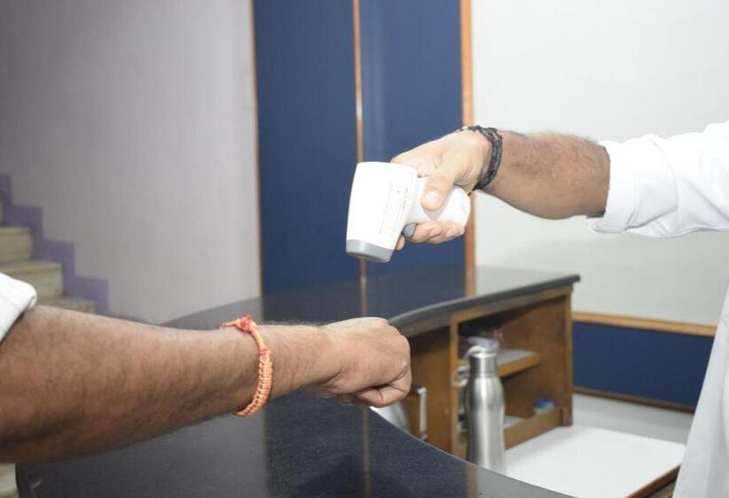 هتل Sri Krishna Vilas