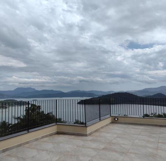 ペンション Segunda Casa