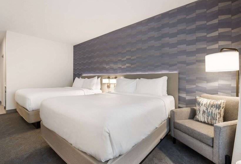 Отель Comfort Inn & Suites Gaylord