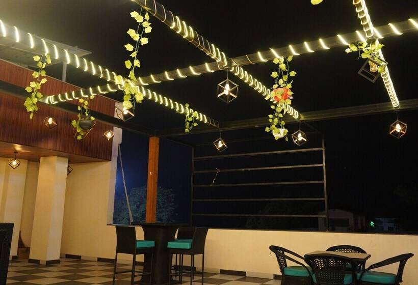 ホテル Sagar Inn