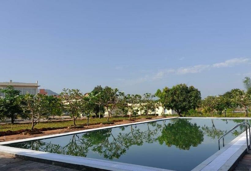 Justa Rudra Resort & Spa