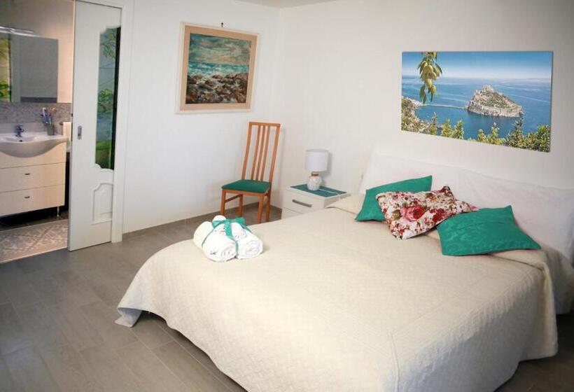 Villa Cecilia Bed And Breakfast