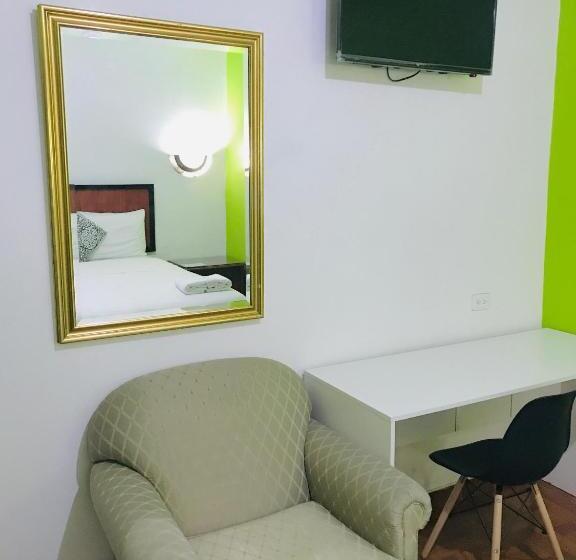 Accel Hotel La Quinta