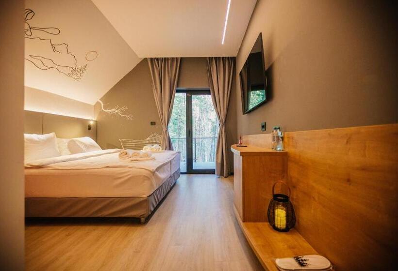 Adventure Lake Resort  Simared