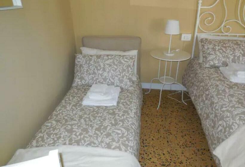 مبيت وإفطار Le Camere Della Piazza