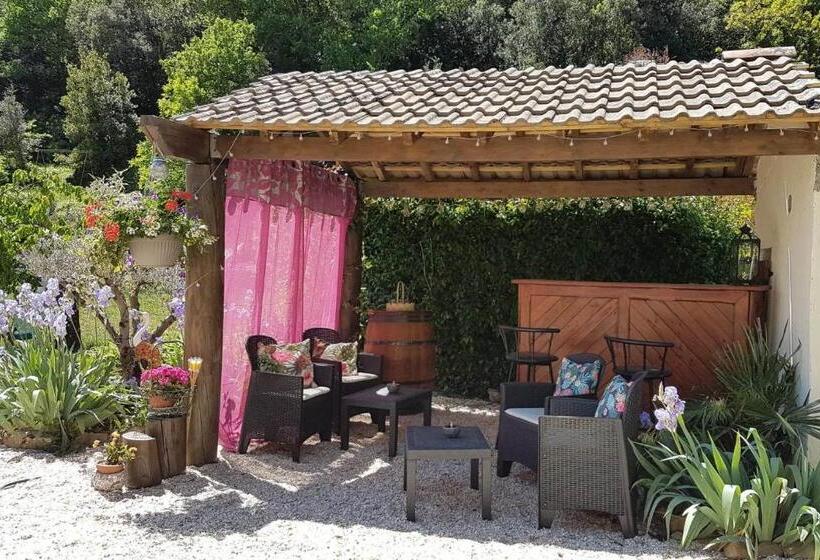 צימר Le Clos Du Cèdre