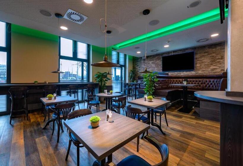 هتل Ibis Styles Kiel City