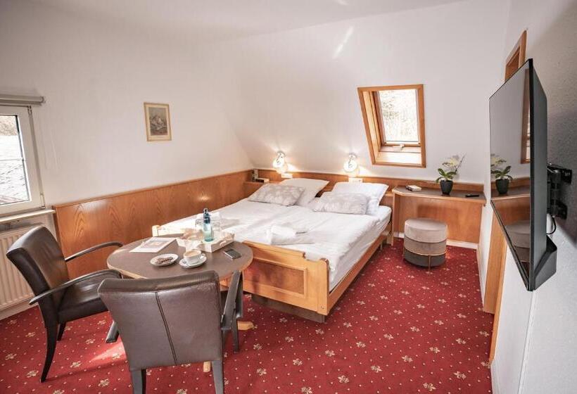بنسيون Jägerhaus Donaueschingen