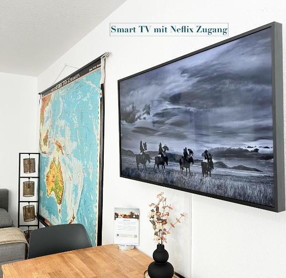 مبيت وإفطار Modern Room With Netflix In Porta Westfalica